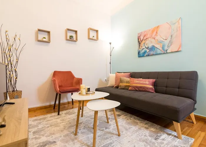 F & B Collection - Flat For 3